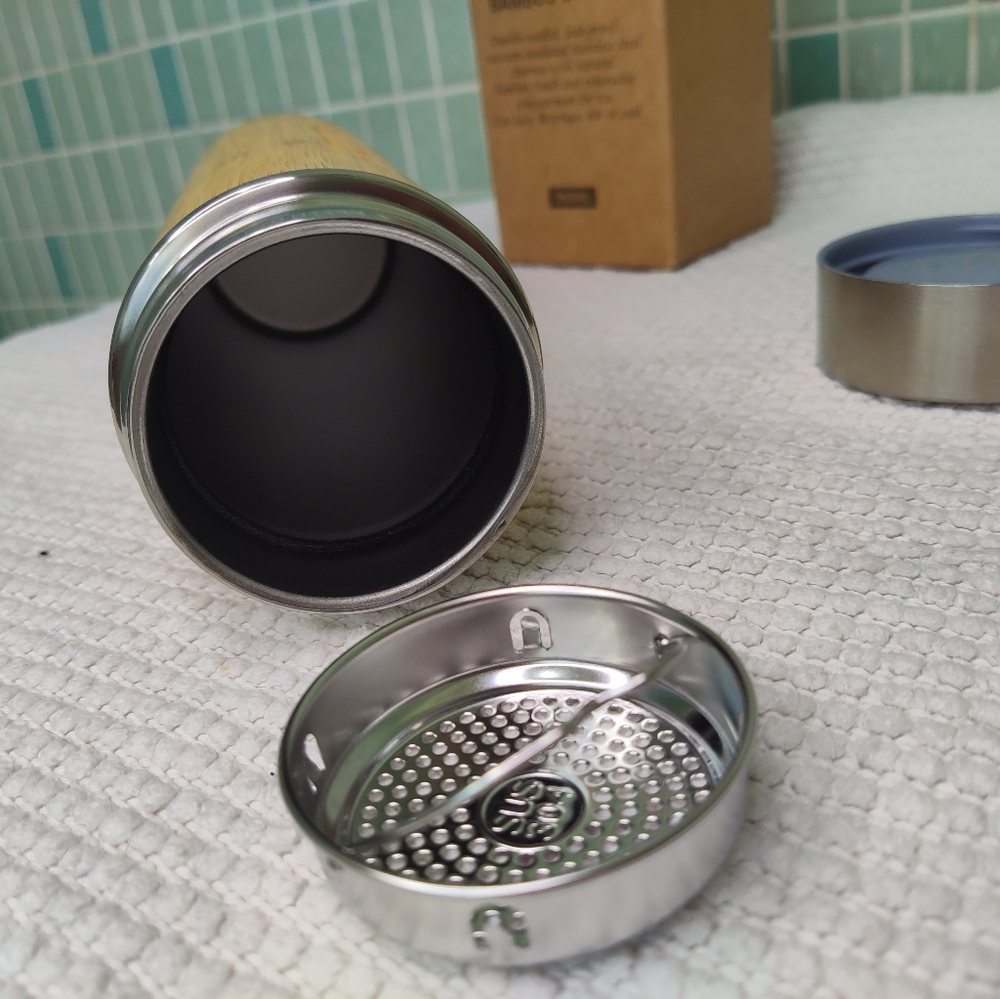 Stainless Steal Thermos with Bamboo Finish - Picture 8 of 8